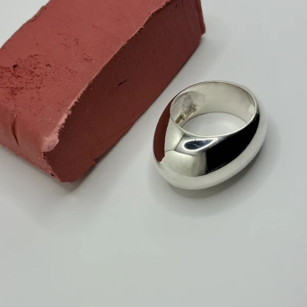 Close-up of Pebble silver ring
